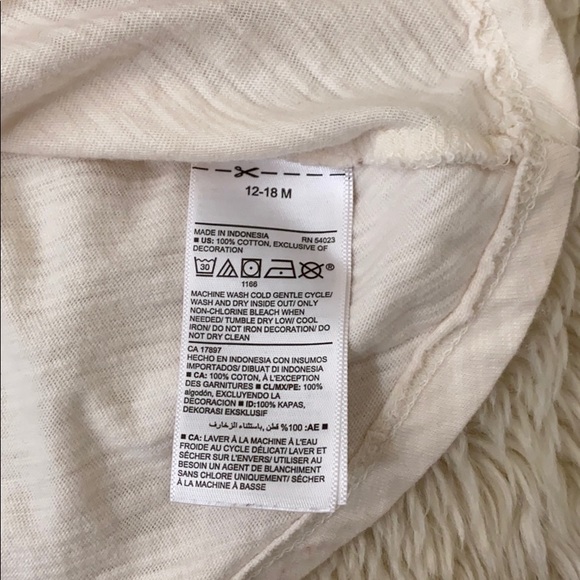 TODDLER Girl Cold Shoulder Floral Top Bundle Size 12-18 & 2Y EUC - Picture 7 of 9